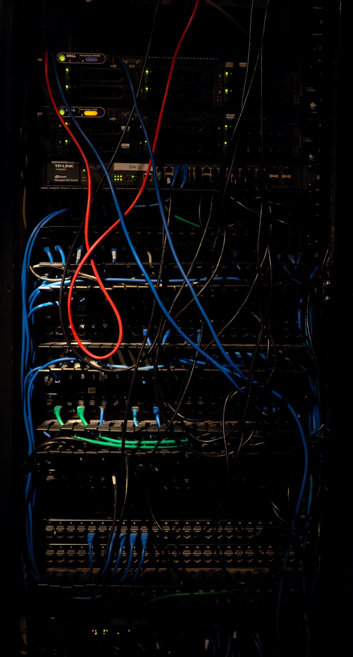 Upgrading the Controller Complex and VOS devices from 16.1R2 to 20.2 ...